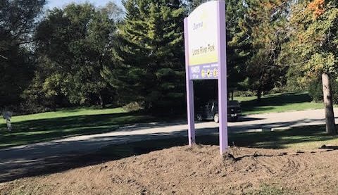 You are currently viewing River Park Entrance Flower bed removal